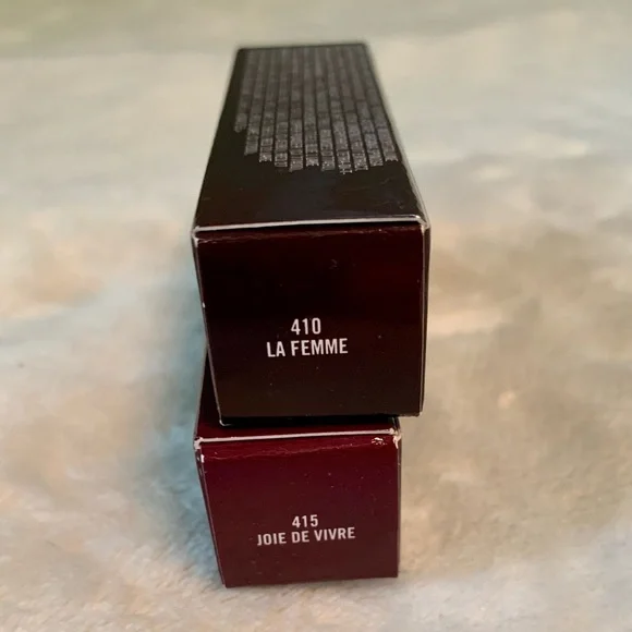 🎁2 NEW MAC Love me Lipsticks...never used. - Picture 2 of 14